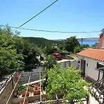 Vintage Nur 175 Meter Zum Mit Meerblick, Privatparkplatz, Klima Apartmán Jadranovo