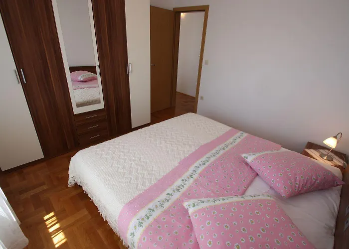 Vintage Nur 175 Meter Zum Mit Meerblick, Privatparkplatz, Klima * Jadranovo