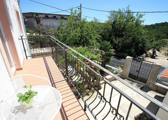 Vintage Nur 175 Meter Zum Mit Meerblick, Privatparkplatz, Klima * Jadranovo